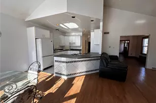 26 S Main St, Houston, PA 15342 - Photo 16