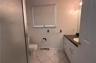 26 S Main St, Houston, PA 15342 - Photo 24