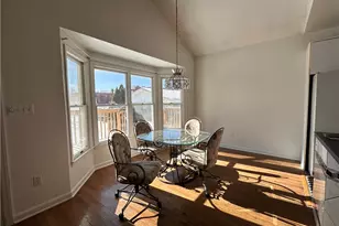 26 S Main St, Houston, PA 15342 - Photo 18