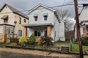 731 Penn Ave, New Brighton, PA 15066 - Photo 4