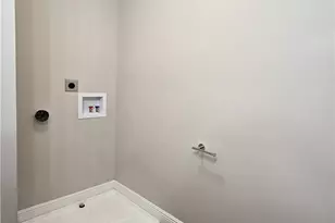 731 Penn Ave, New Brighton, PA 15066 - Photo 18