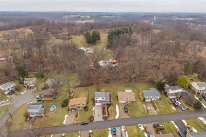 1823 Edward Drive, South Park, PA 15129 - Photo 4