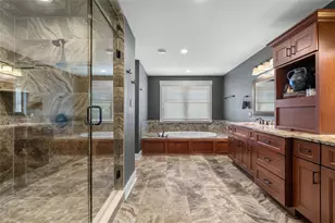 300 McCutcheon Ct, Pine Township, PA 15044 - Photo 16