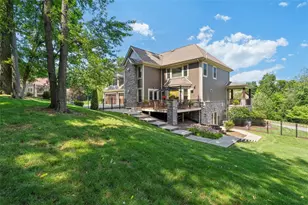 300 McCutcheon Ct, Pine Township, PA 15044 - Photo 32