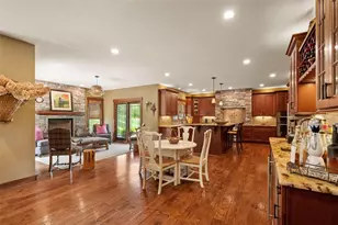 300 McCutcheon Ct, Pine Township, PA 15044 - Photo 10