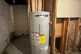 33 Violet Ave, Washington, PA 15301 - Photo 12