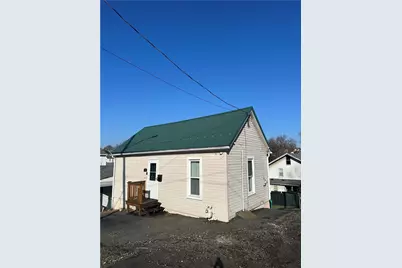 33 Violet Ave, Washington, PA 15301 - Photo 2