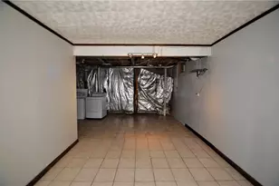 603 Meade Dr, Coraopolis, PA 15108 - Photo 34