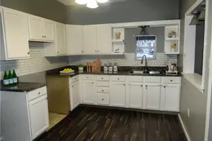 137 W Painter St, Connellsville, PA 15425 - Photo 6