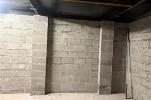 903 Union St, Farrell, PA 16121 - Photo 26