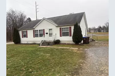 903 Union St., Farrell, PA 16121 - Photo 2