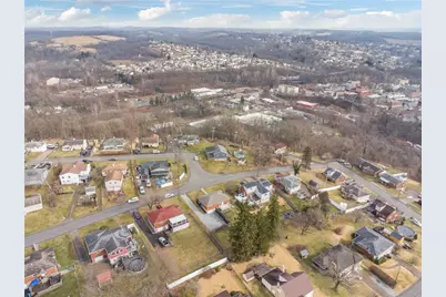 10660 Crestview Dr, Irwin, PA 15642 - Photo 30