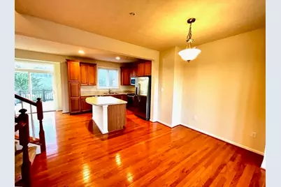 525 Gala Dr, Canonsburg, PA 15317 - Photo 4