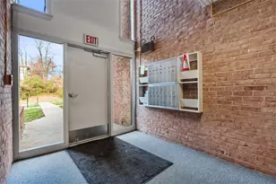 732 Forest Green Dr, Coraopolis, PA 15108 - Photo 4