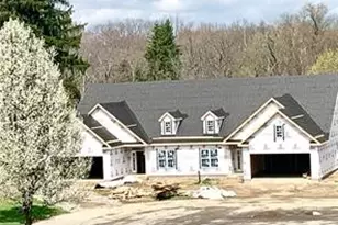 Lot6B Cherry Hill Ct, New Castle, PA 16105 - Photo 1
