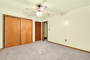 165 N Diamond St, Mount Pleasant Township, PA 15666 - Photo 30