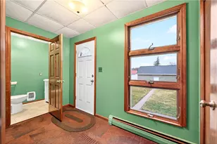 165 N Diamond St, Mount Pleasant Township, PA 15666 - Photo 22