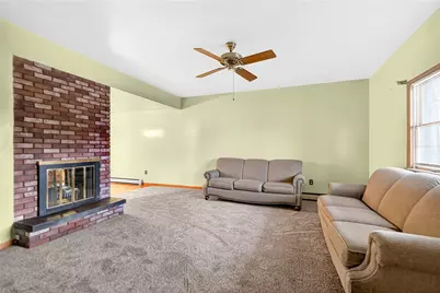 165 N Diamond St, Mount Pleasant Township, PA 15666 - Photo 10