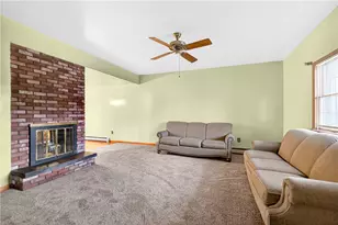 165 N Diamond St, Mount Pleasant Township, PA 15666 - Photo 10