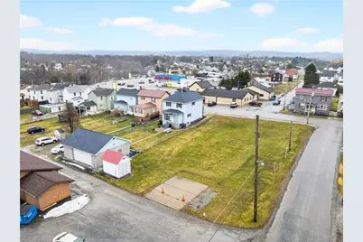 165 N Diamond St, Mount Pleasant Township, PA 15666 - Photo 44