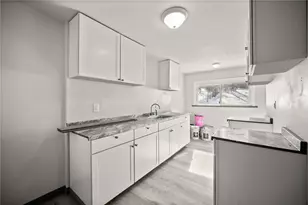 808 E 10th Ave, Munhall, PA 15120 - Photo 12