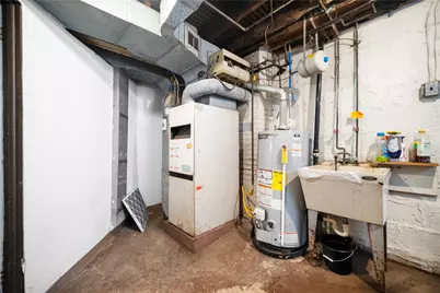 205 Thomas St, West Mifflin, PA 15122 - Photo 10