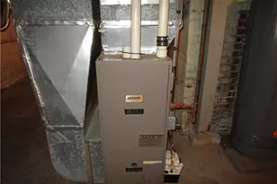 1228 N Sharpsville Ave, Sharon, PA 16146 - Photo 18