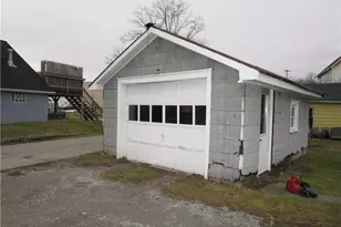 1228 N Sharpsville Ave, Sharon, PA 16146 - Photo 22