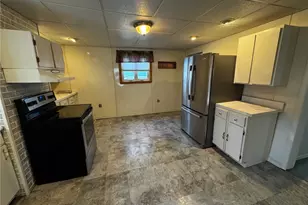 58 E Wine St, Uniontown, PA 15401 - Photo 4