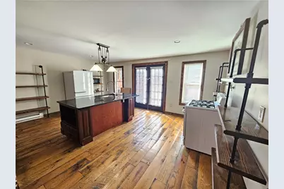 607 Middle St, Pittsburgh, PA 15212 - Photo 12