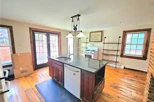607 Middle St, Pittsburgh, PA 15212 - Photo 10
