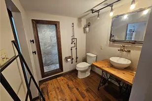 607 Middle St, Pittsburgh, PA 15212 - Photo 32