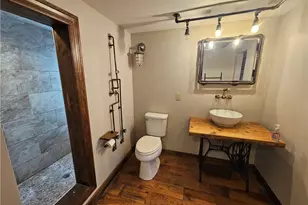 607 Middle St, Pittsburgh, PA 15212 - Photo 30