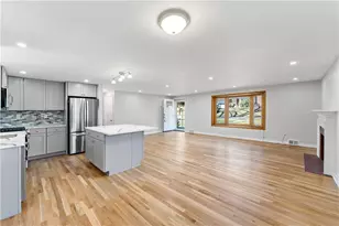 101 Garlow Dr, Pittsburgh, PA 15235 - Photo 10