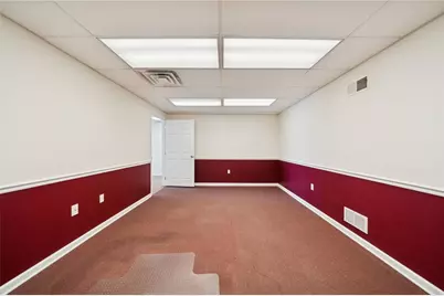 135 E 6th Ave, Tarentum, PA 15084 - Photo 10