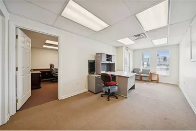 135 E 6th Ave, Tarentum, PA 15084 - Photo 4