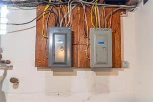 2840 Dwight Ave, Pittsburgh, PA 15216 - Photo 24