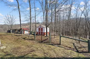 185 Dutch Glory Rd, Amity, PA 15311 - Photo 34