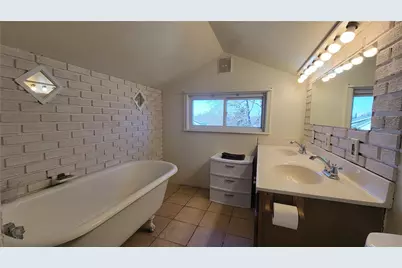 60 Strayer Street, Central City Borough, PA 15926 - Photo 20