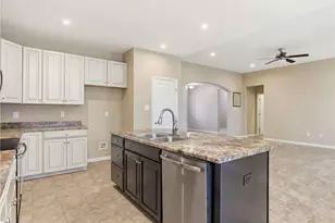 412 Fox Ridge Dr, North Strabane, PA 15317 - Photo 6