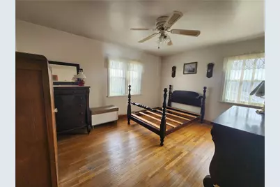 1304 Porter St, Conway, PA 15027 - Photo 14