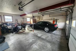 1304 Porter St, Conway, PA 15027 - Photo 4