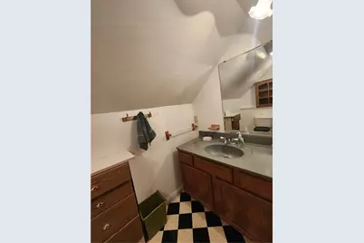 1304 Porter St, Conway, PA 15027 - Photo 22