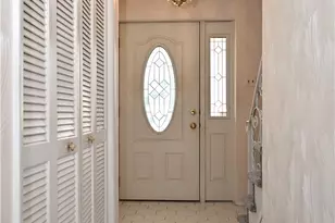 5015 Elmwood Dr, Pittsburgh, PA 15227 - Photo 10