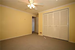 5015 Elmwood Dr, Pittsburgh, PA 15227 - Photo 26