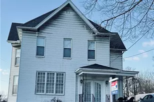 166 Pennsylvania Ave, Rochester, PA 15074 - Photo 2