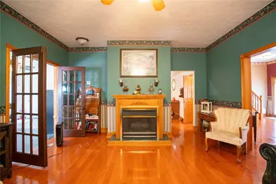 166 Pennsylvania Ave, Rochester, PA 15074 - Photo 8