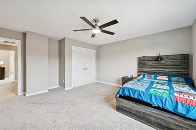 240 Victoria Dr, Pittsburgh, PA 15239 - Photo 28