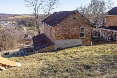 512 4th St, Marianna Boro, PA 15345 - Photo 4