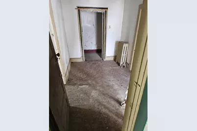 300 Longfellow St, Vandergrift, PA 15690 - Photo 20